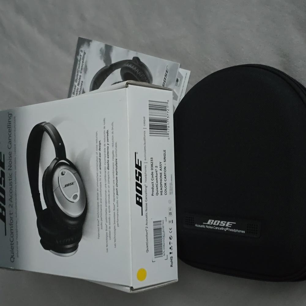 📚Bose QuietComfort 2 Acoustic Noise Cancelling Headphones - Picture 14 of 16